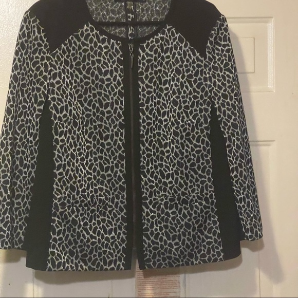 Albert Nipon Size 16 Black/Silver Blazer - Picture 4 of 5